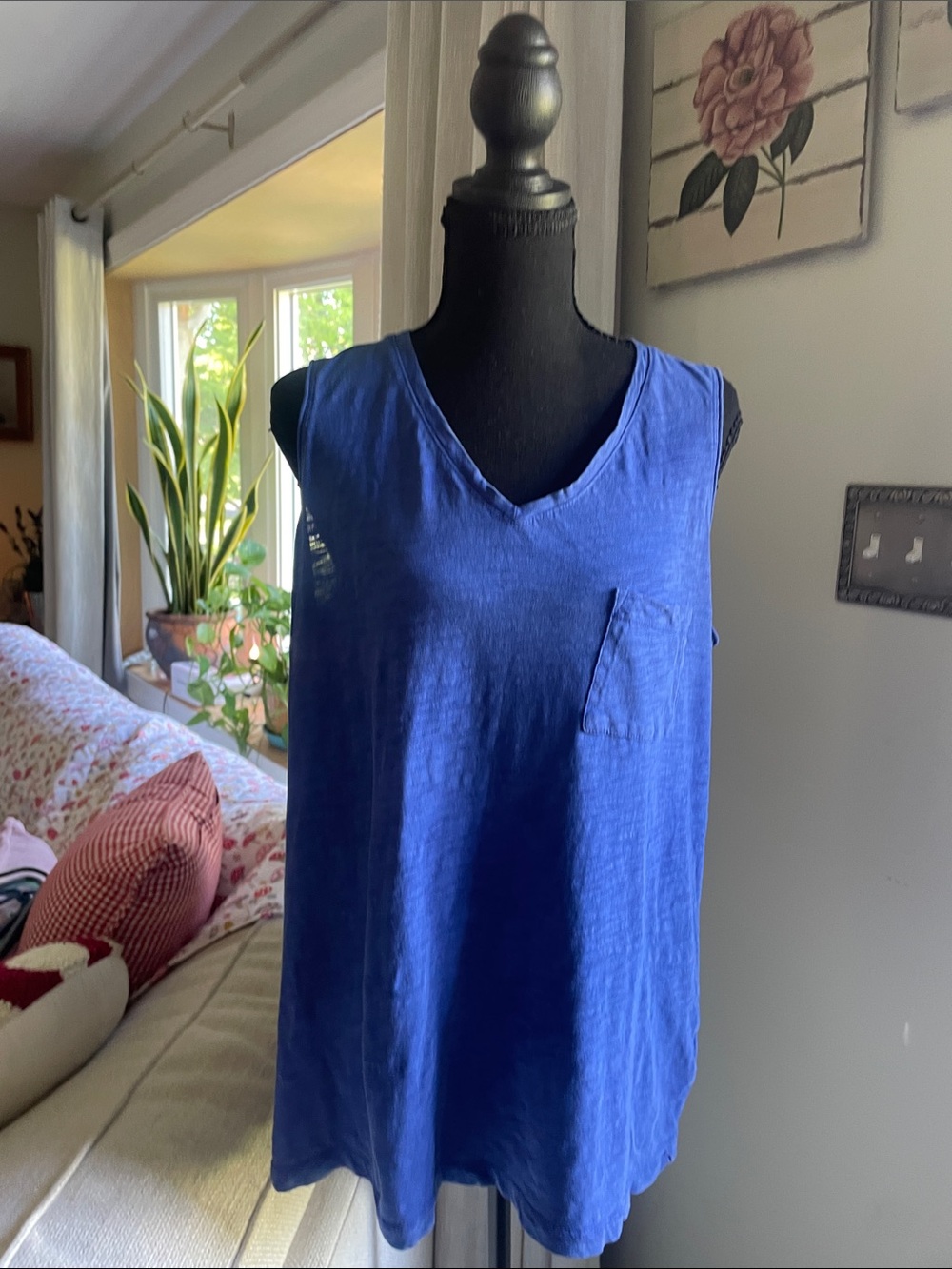 V-Neck Pocket Tank Top in Deep Blue